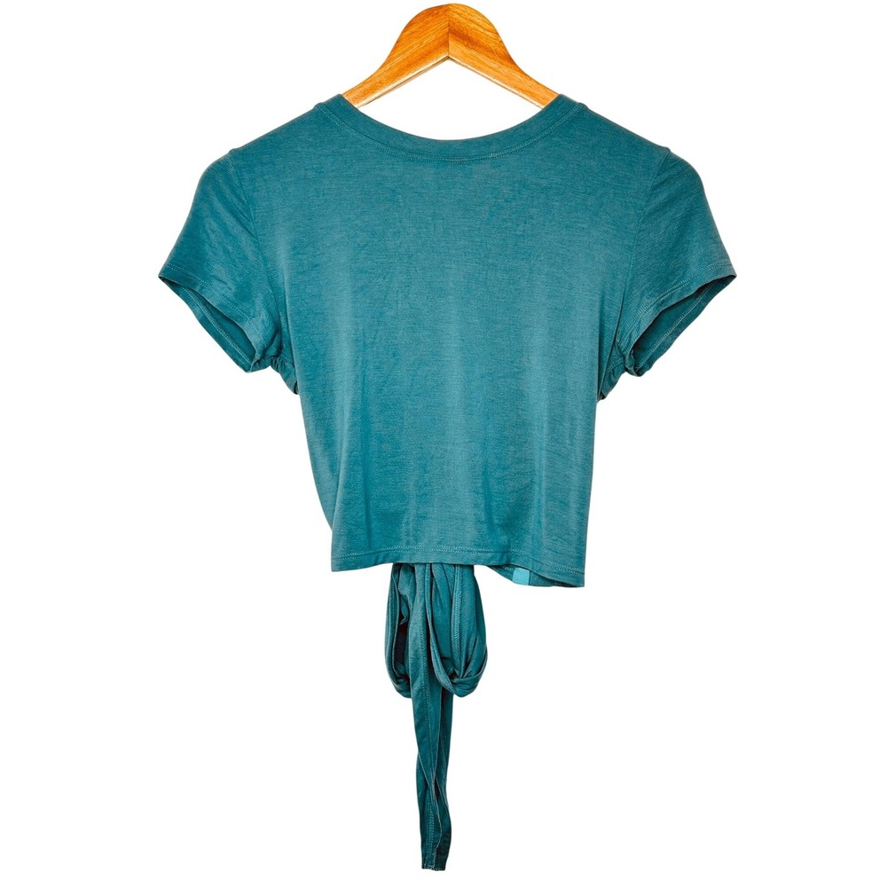 Blogilates Wrap Crop Top Womens Medium Blue Short Sleeve Open Back Activewear